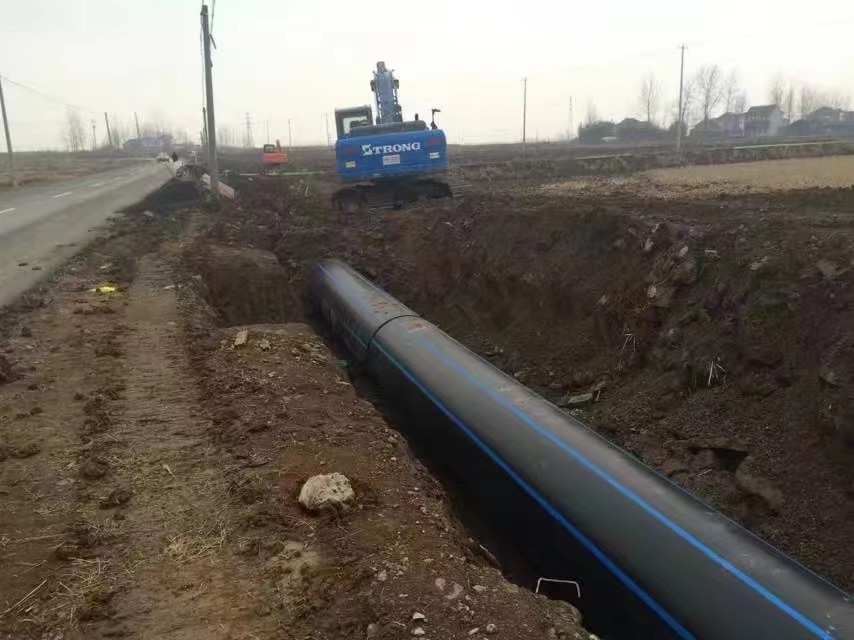 現(xiàn)場(chǎng)施工1